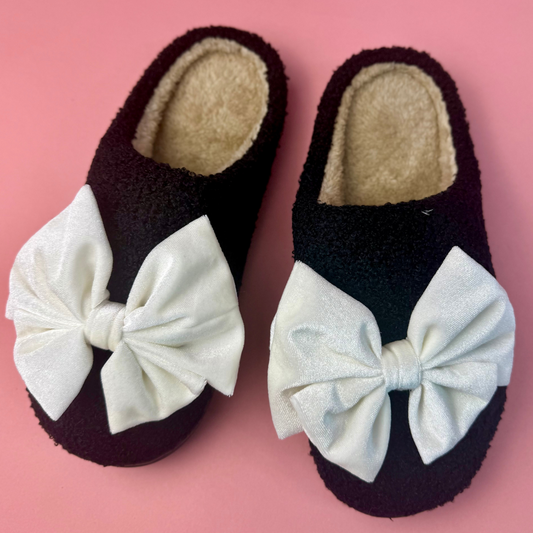 Cozy Bow Slippers- Black/White