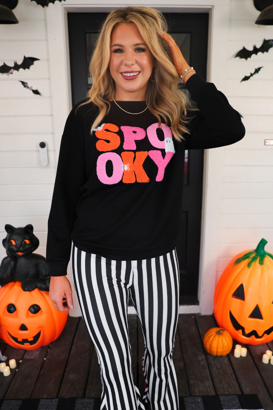 PREORDER-Spooky Vibes Pullover