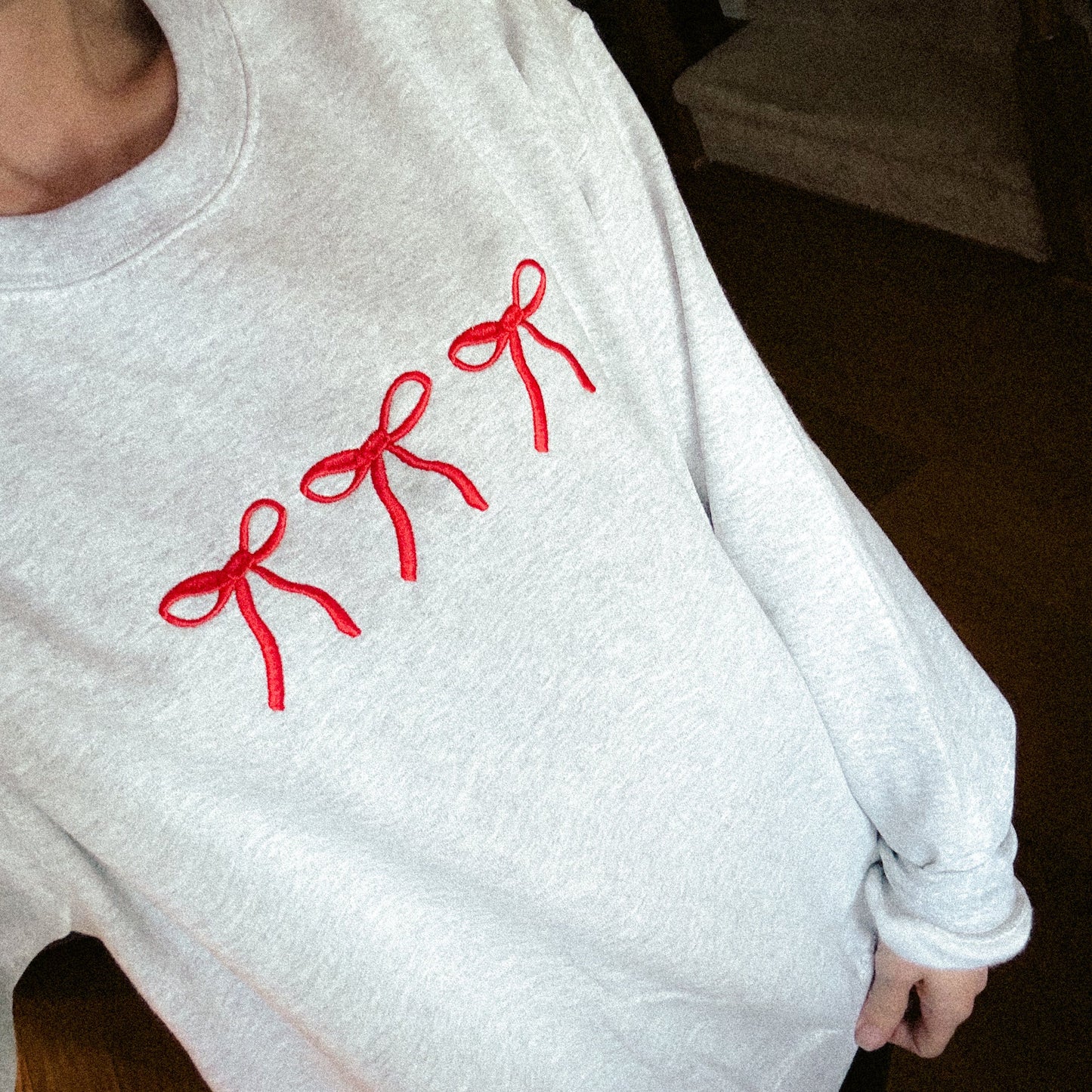 Embroidered 3 Bow sweatshirt