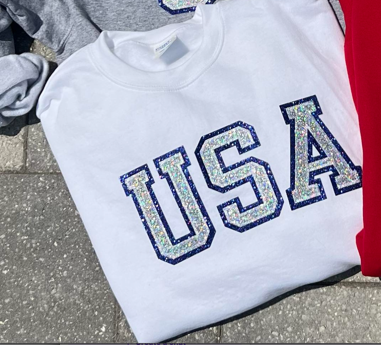 USA GLITTER EMBROIDERED PATCH SWEATSHIRT