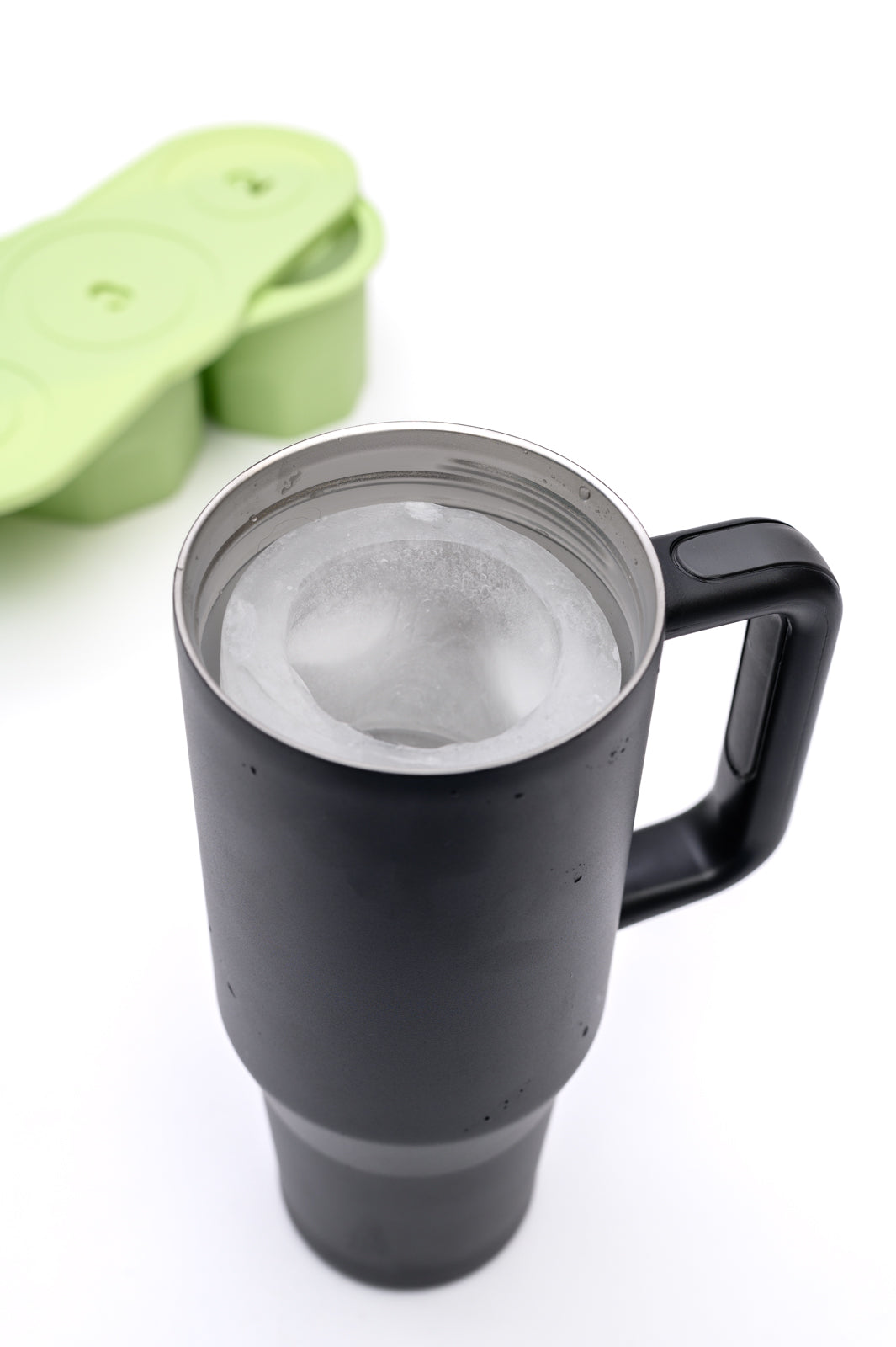 Frosty Filled 40oz Tumbler Ice Molds in Melon